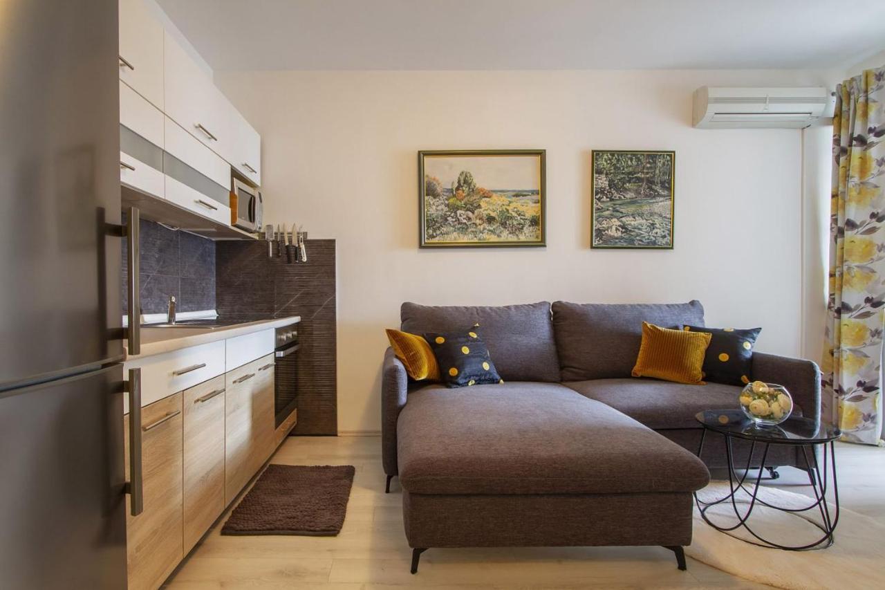 Seka Apartment Njivice